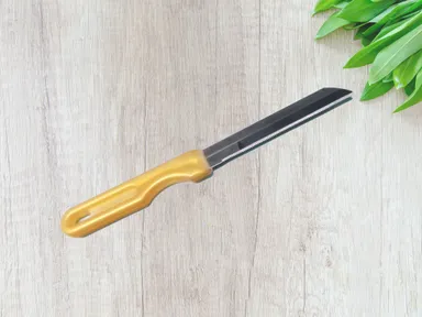 4In1 Combo - Stainless Steel Kitchen Lighter, Knife, Peeler and Smooth Grater thumbnail 1