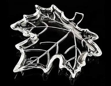 Maples Glass Fruit Plate Leaf Shape Maple Leaf Shape Serving Tray thumbnail 3