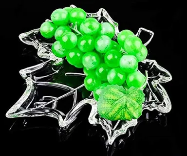 Maples Glass Fruit Plate Leaf Shape Maple Leaf Shape Serving Tray thumbnail 4