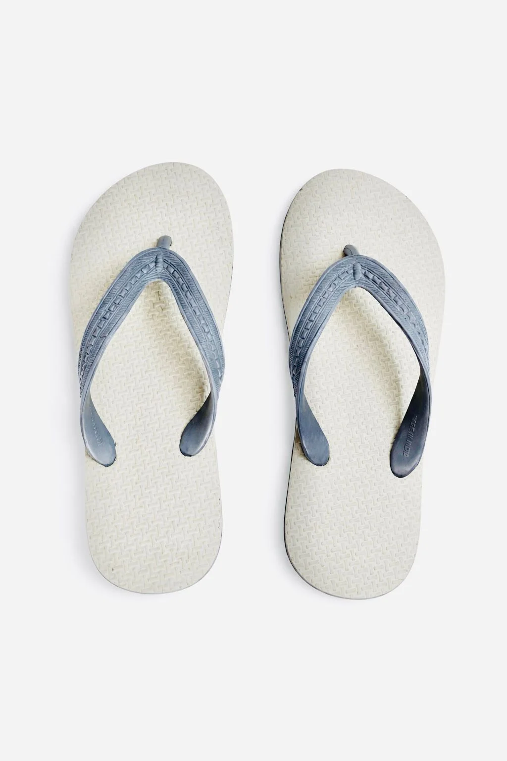Men Rubber Flip Flops Slippers for Daily Wear – Lightweight Anti Slip EVA Beach Thong Sandals Casual Summer Bathroom Slippers for Men Men Rubber Flip Flops Slippers for Daily Wear – Lightweight Anti Slip EVA Beach Thong Sandals Casual Summer Bathroom image 1