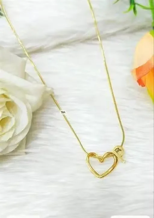 Heart Initial M Pendant Necklace for Women Gold Tone Letter M Heart Pendant Chain Necklace Romantic Alphabet Jewellery Gift for Girls image 2