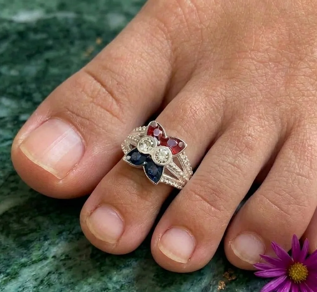 Women/Girls Toe Ring | Artificial Jewellery | Daily Wear Stylish Bichiya | Adjustable Silver Plated Toe Rings | Traditional & Modern Design | 2 Pair image 4
