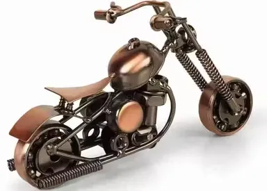 Vintage Metal Motorcycle Model Decorative Showpiece for Home Office Desk Shelf Decor Retro Bike Statue Handcrafted Iron Motorbike Collectible Gift for Men Bike Lovers Interior Decoration