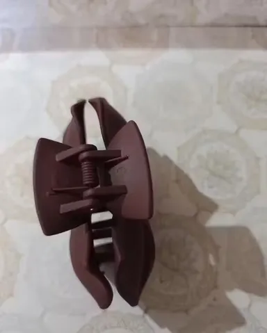 Large Matte Brown Plastic Hair Claw Clip for Women Thick Hair Strong Grip Non Slip Banana Jaw Clip Stylish Hair Clamp for Daily Use Party Makeup Hair Accessories India thumbnail 3