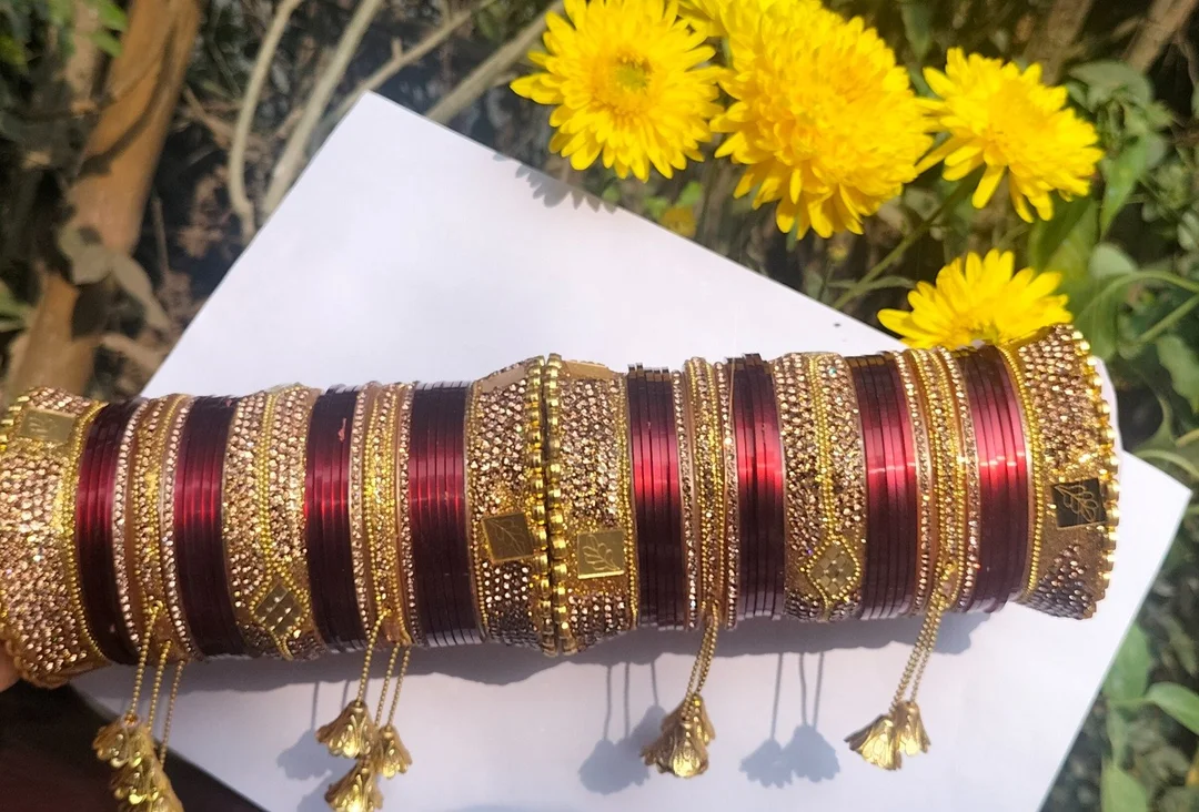 Bridal Red Gold Plated Chooda Bangle Set for Women Traditional Wedding Chura Bangles with Stone Work Latkan Design Punjabi Bridal Jewellery Set image 2
