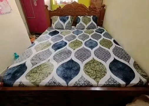 Premium Woolen Bedsheet Double Bed Heavy Winter Warm Bed Sheet Soft Thick Blanket Style Bedding Set for Cold Weather Comfort India King Size Grey Brown Floral Printed image 3