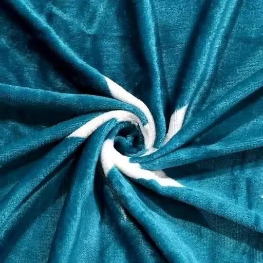 Aarvi Woolen Elastic Fitted Bedsheet Double King Size Velvet Winter Bed Sheet Set with Pillow Covers Warm Thick Mattress Cover Anti Slip Heavy Winter Bedding image 3