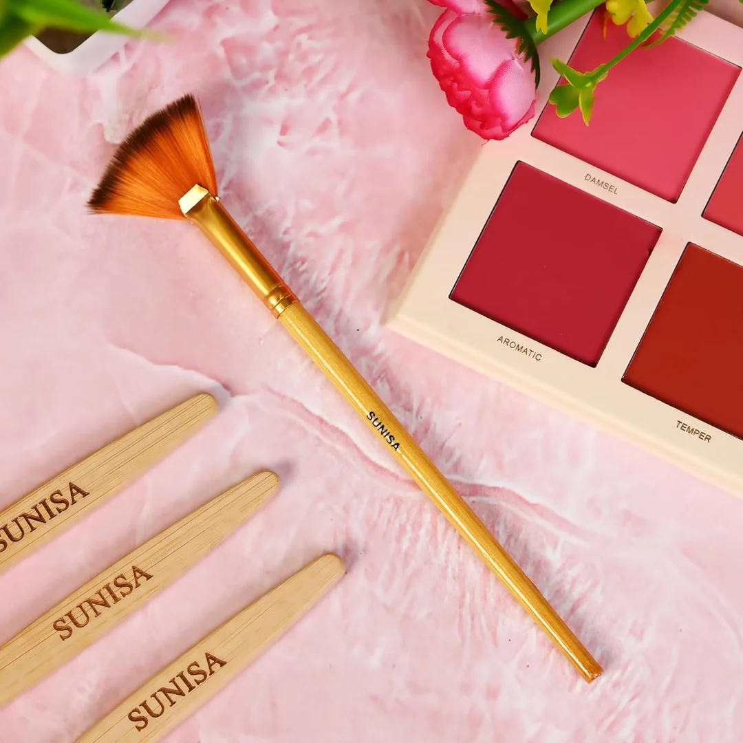SUNISA Professional Fan Makeup Brush Wide Fan Shape Cosmetic Brush for Highlighter Blush Contour Powder Soft Synthetic Bristles Wooden Handle Beauty Tool image 4