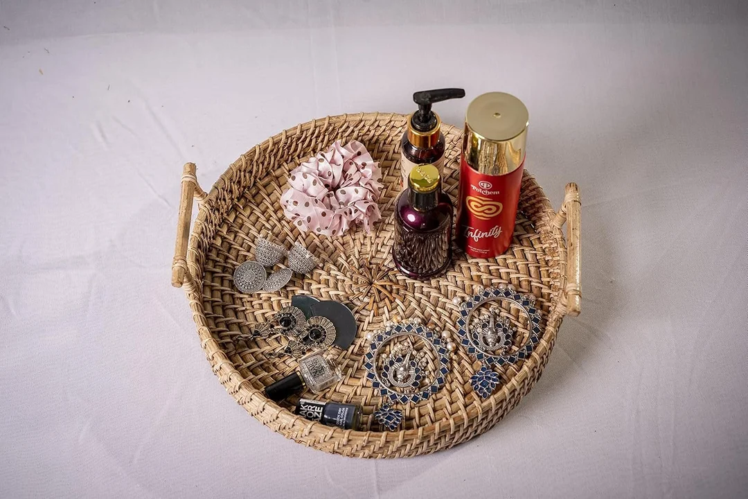 ADMIRATION Handwoven Rattan Round Serving Tray 34cm Decorative Breakfast Tea Coffee Snack Tray for Dining Table Kitchen Home Decor Wedding Birthday Party Gift Basket image 4