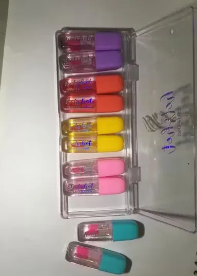 Hotshot Lip Gloss Set Pack of 10 Multi Shades Long Lasting Shiny Hydrating Lip Gloss Combo Lightweight Non Sticky Moisturising High Pigment Glossy Finish Lip Makeup Kit for Women India thumbnail 1