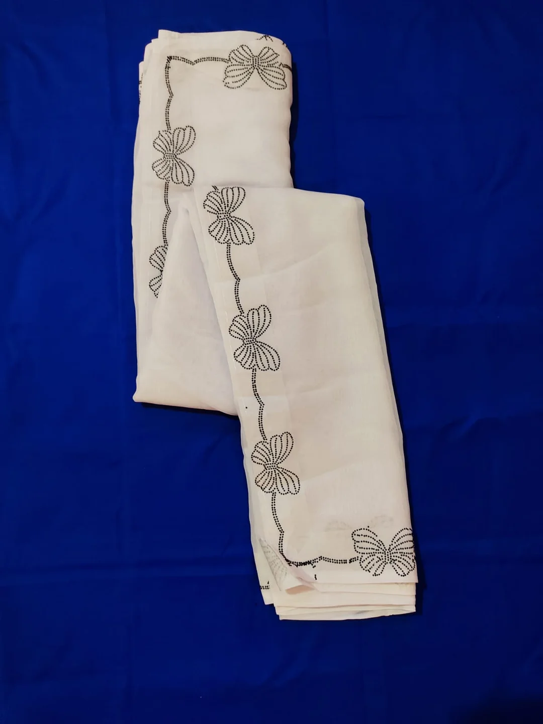White Butterfly Party Wear Saree for Women Shimmer Fabric Summer Trending Designer Saree Elegant Combination Ethnic Wear Wedding Festive Lightweight Butterfly Print Saree India image 4