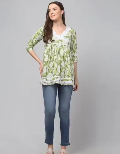 Women Stylish Cotton Short Kurti Casual Regular Fit Short Length Kurta for Women Daily Wear Ethnic Western Fusion Top Comfortable Breathable Summer Wear Kurti for Women India Trendy Office College Wear Tunic Top Green Top XL thumbnail 1