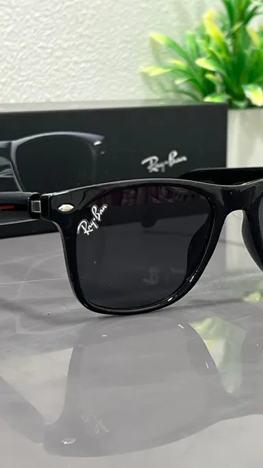 Black Ray-Ban Sunglasses for Men & Women Premium UV Protection Stylish Black Frame Designer Eyewear for Driving Travel Daily Fashion Wear thumbnail 4