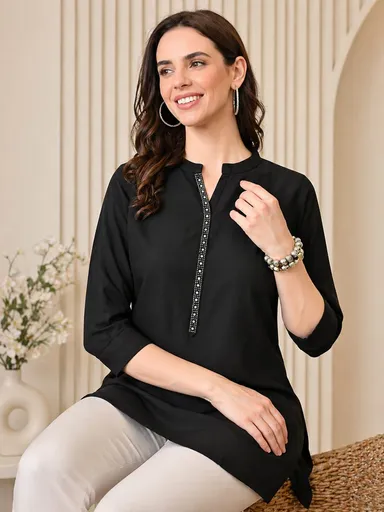 Women Mustard Yellow Solid Rayon Mandarin Collar Straight Tunic Kurti Black Straight Cotton Kurti XXL thumbnail 2