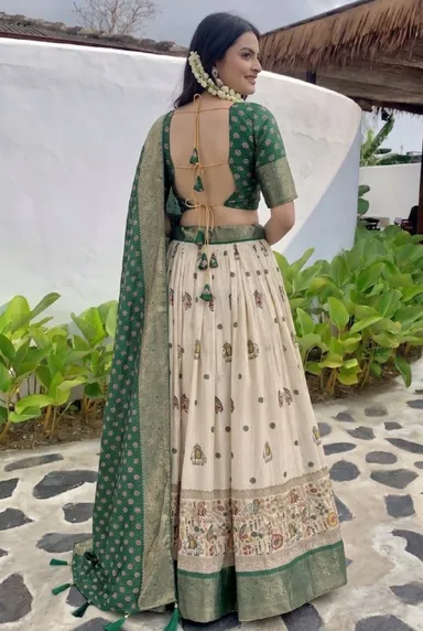 Women Lahenga Choli Green Free Size thumbnail 1