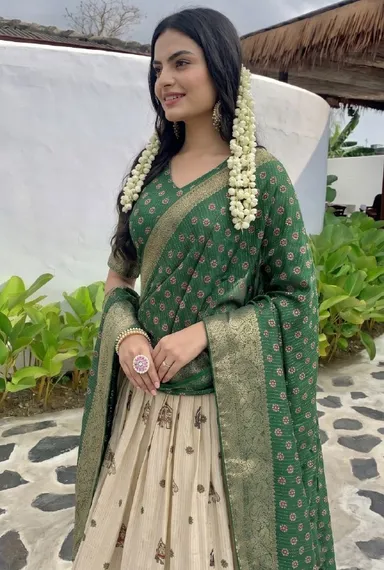 Women Lahenga Choli Green Free Size thumbnail 2