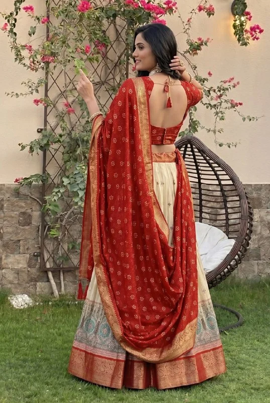 Women Lahenga Choli Red Free Size image 3