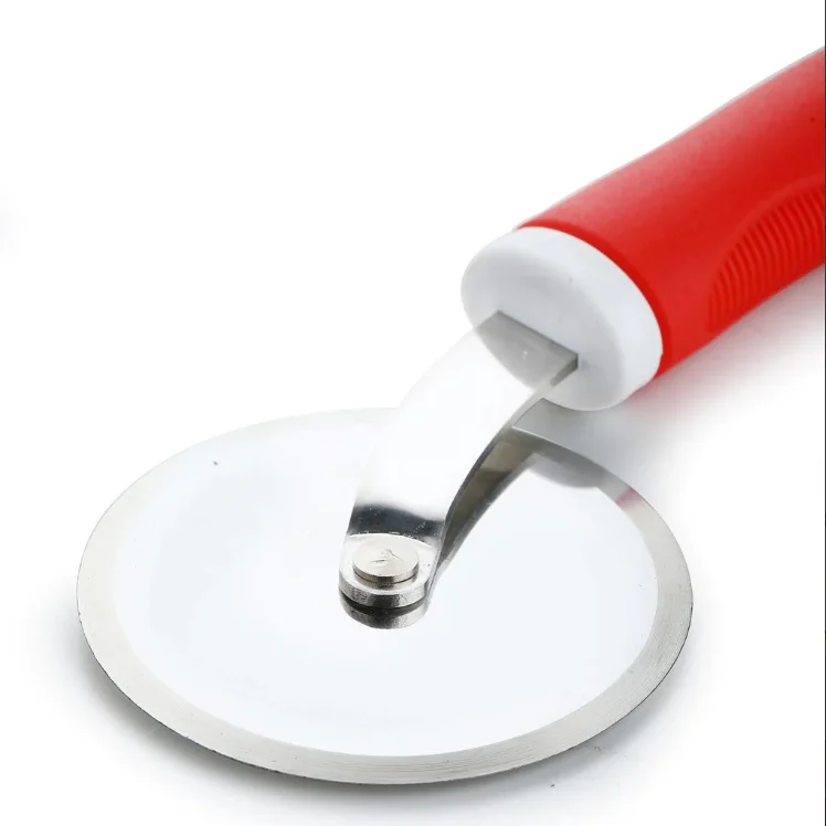 Pizza Cutter Wheel with Ergonomic Handle image 2