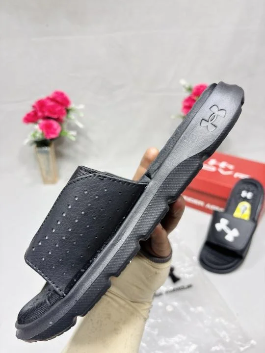 Under Armour Ignite Adjustable Strap Slides for Men & Women Black Comfortable EVA Cushion Slip-On Sports Slippers for Gym Walking Daily Wear Black 6 UK image 4