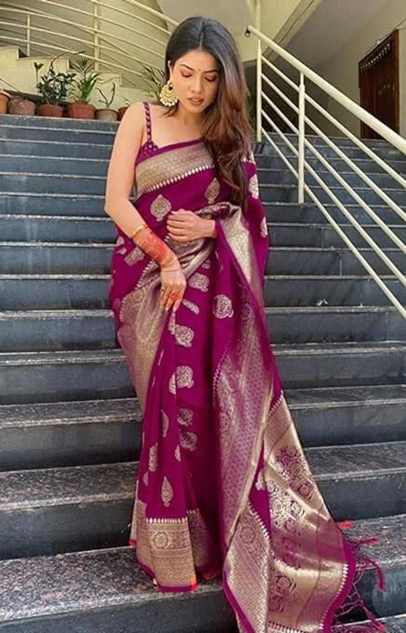 Banarasi Cotton Silk Saree for Women with Woven Floral Print & Self Design in Magenta image 2