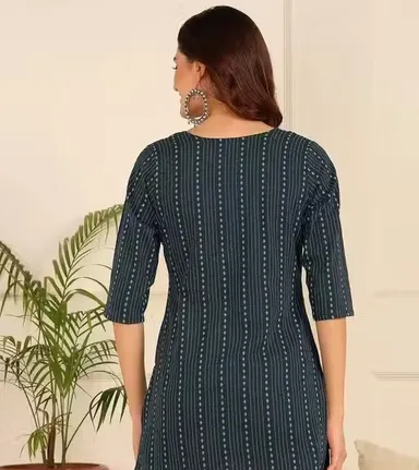 Banita Petite Women’s Printed Rayon Kurti for Girls & Ladies Ethnic Casual Wear Straight Fit Stylish Daily Wear Office Wear Festive Kurta Tunic Top Green XS thumbnail 2