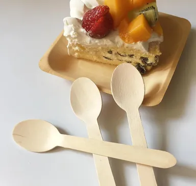 Wooden Spoons Pack of 100. Eco-friendly, biodegradable, sturdy and food-safe wooden cutlery for parties, catering, picnics and events. thumbnail 3