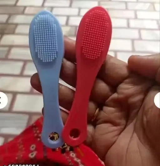  Facial Scrubber with Easy-Grip Handle for Deep Pore Cleansing, Exfoliation & Face Massage (Pack of 2) image 4