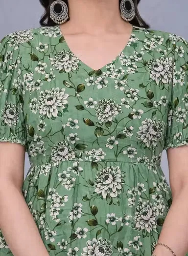Women's Printed Rayon Maternity Feeding Kurti with Concealed Nursing Zippers Green 3XL thumbnail 2