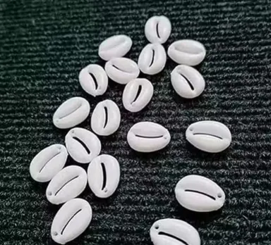 White Cowrie Kaudi Shell Beads 10-16mm Open Back for Threading, Jewellery Making, DIY Craft & Home Decoration, 100 Pcs with Free Haridwar Brahmkund Gangajal 60ml thumbnail 3