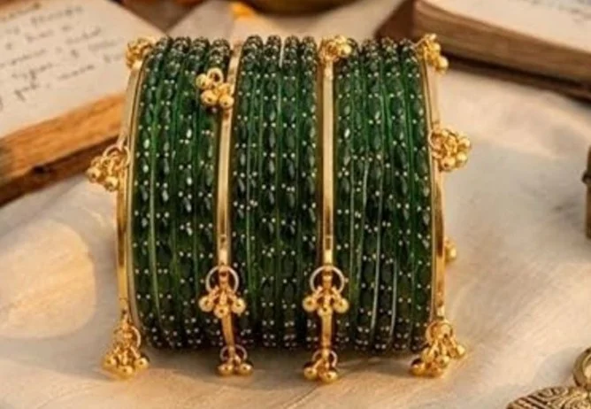Designer Green Stone Bangles Set for Women Gold Tone Ethnic Bridal Chudi Set Traditional Wedding Jewellery Festival Wear Kangan with Decorative Hanging Beads Gift for Women and Girls Green 2.6 image 3