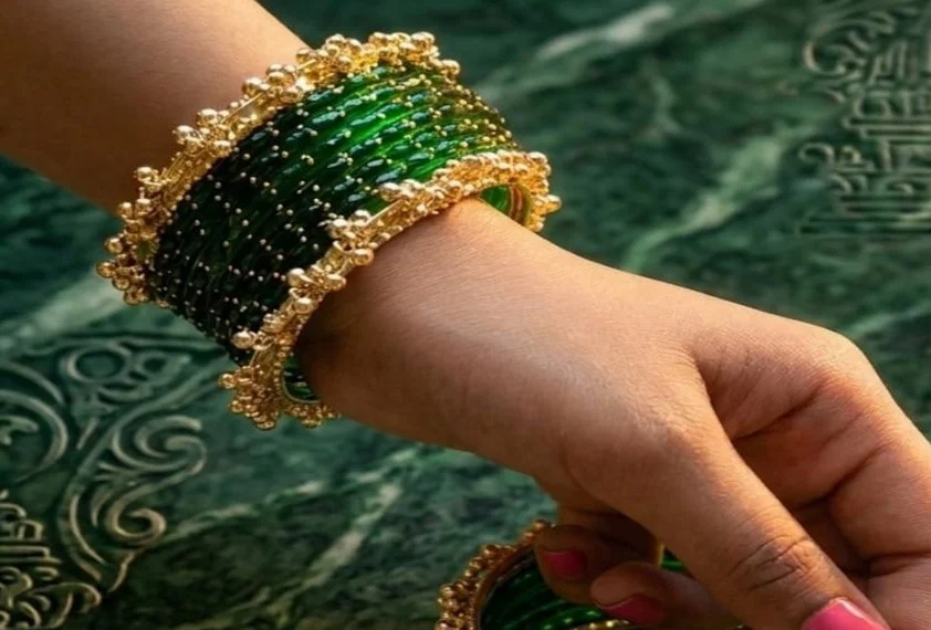 Designer Green Stone Bangles Set for Women Gold Tone Ethnic Bridal Chudi Set Traditional Wedding Jewellery Festival Wear Kangan with Decorative Beads Green Stone, Gold Tone 2.6 image 3
