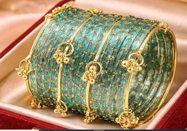 Green Glitter Bridal Chooda Bangles Set for Women with Gold Tone Ghungroo Latkan Design, Punjabi Bridal Chura Wedding Jewellery Set for Bride, Shimmer Finish Ethnic Bangles for Marriage Engagement Festivals Green 2.6 thumbnail 2