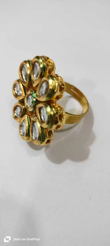 Traditional Ring with Kundan Stones, Floral Design, Color: Red, Green – Bridal and Wedding Jewelry thumbnail 1