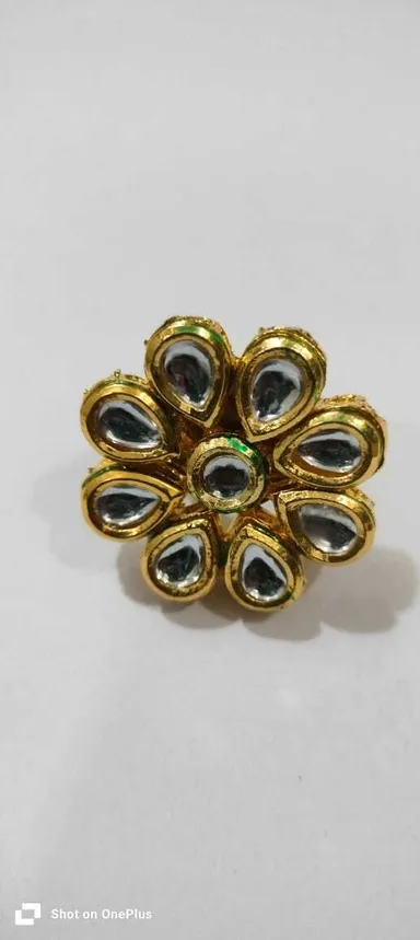 Traditional Ring with Kundan Stones, Floral Design, Color: Red, Green – Bridal and Wedding Jewelry thumbnail 2
