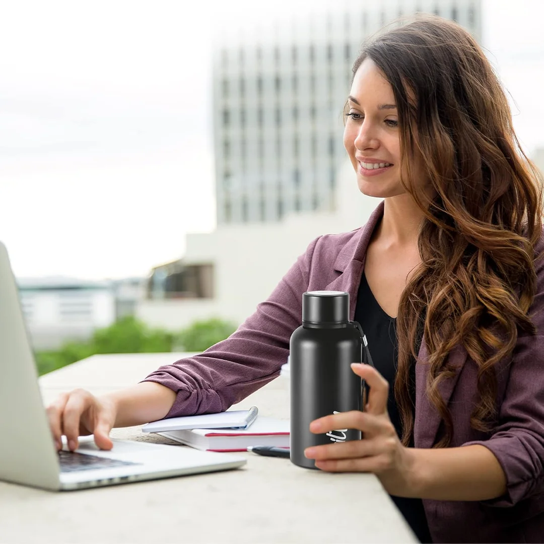 ​Milton Aura 1000 Thermosteel Bottle | 1050 ml, 24 Hours Hot & Cold, Leak-Proof, Easy Grip, Rust-Proof | Black image 5